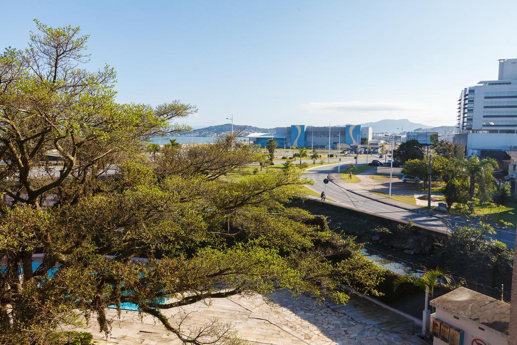 Tri Hotel Florianopolis Exterior photo