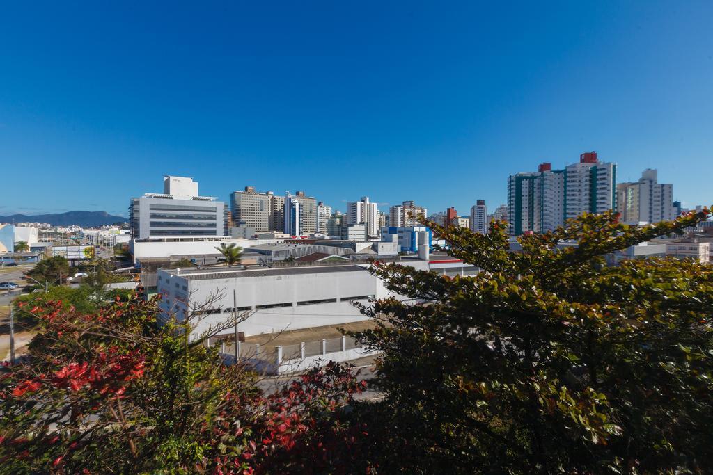 Tri Hotel Florianopolis Exterior photo